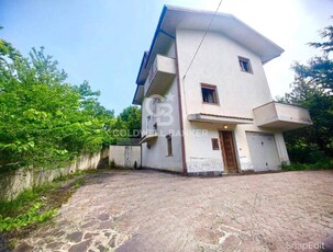 Villa in vendita a Castelpetroso