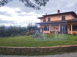 Villa in vendita Arezzo