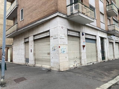 Locale commerciale in vendita, Torino lucento - vallette