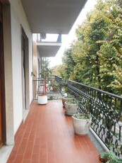 Appartamento in Affitto a Pavia Via Camillo Campari
