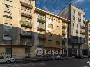 Appartamento in Vendita in Via Genova 214 a Torino