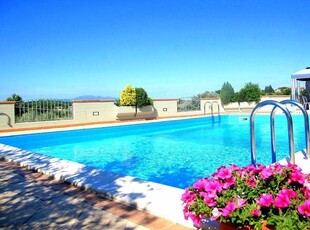 Azzurro Appartamento-Agriturismo con piscina aria condiz nel cuore della Toscana