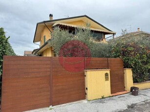 Casa Bi - Trifamiliare in Vendita a Savignano sul Rubicone Savignano sul Rubicone