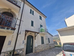 Casa indipendente in vendita a Isernia