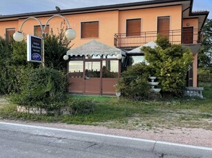Palazzina commerciale in vendita a Piazzola Sul Brenta