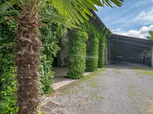 Palazzo in vendita a Lurano