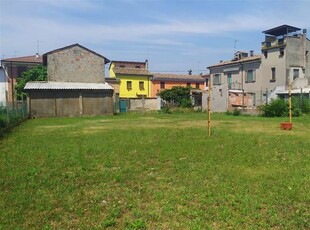 Quadrilocale da ristrutturare in zona Fontana Pradosa a Castel San Giovanni