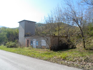 Rustico / casale di 460 mq a Acquasanta Terme