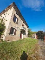 Vendita villa padronale/terreno/immobili ex rurali