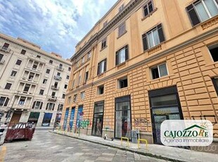 Via Roma-Poste: locale 420 mq c.a.