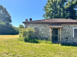 Villa Bifamiliare a Arnara in Via Sterparo Pacione 4