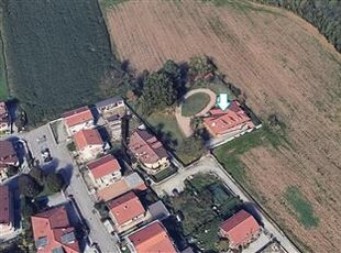 Villa in buono stato di 726 mq.