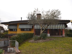 Villa in vendita a Fontanafredda