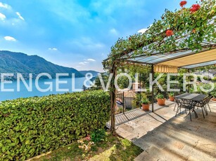 Villa in vendita a Moltrasio