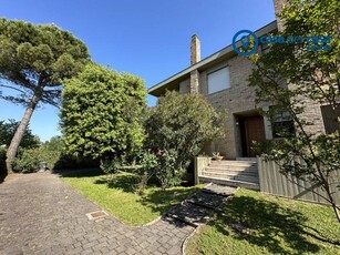 Villa in Vendita a Padova Guizza