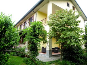Villa in vendita a Taino
