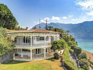 Villa in vendita a Valsolda