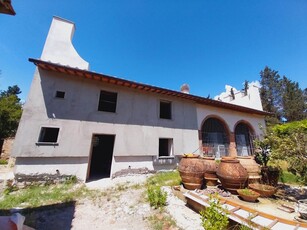 Villa ristrutturata in zona Marliano a Lastra a Signa