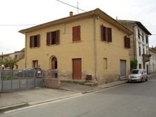casa in vendita a Corazzano