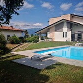 Villa in vendita a Manerba del Garda