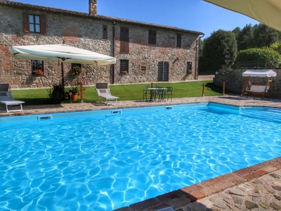 Appartamento a Todi con sauna, barbecue e piscina + bella vista