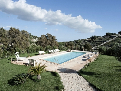 Casa vacanze a Modica con piscina condivisa