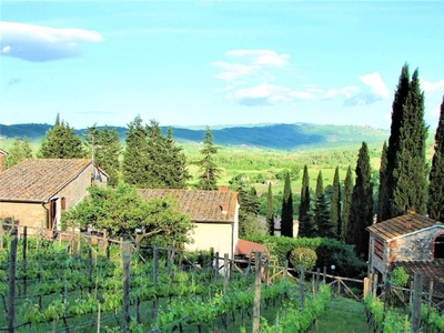Lussuoso casale in vendita Bucine, Toscana