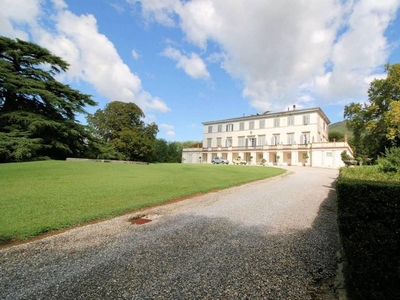 Prestigiosa villa di 4365 mq in vendita, via pesciatina, Capannori, Lucca, Toscana