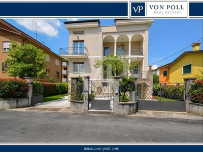 Villa di 390 mq in vendita Via Monte Pria Forà, Vicenza, Veneto