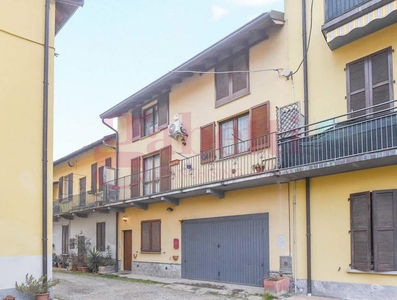 villa indipendente in vendita a Mariano Comense
