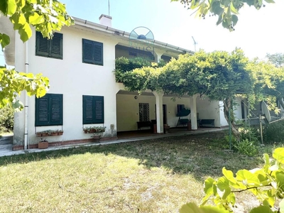 villa indipendente in vendita a San Canzian d'Isonzo