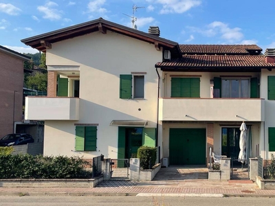 Appartamento in vendita a Prignano Sulla Secchia Modena