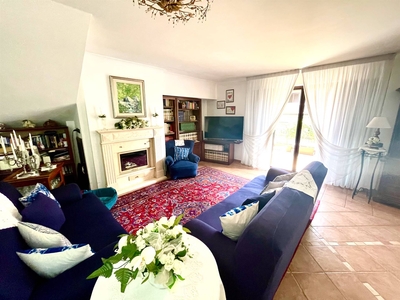 Villa bifamiliare in vendita a Rende Cosenza Surdo