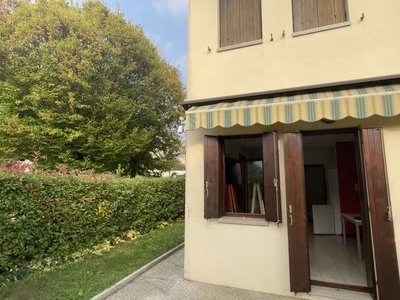 Casa Bi - Trifamiliare in Vendita a Pieve di Soligo