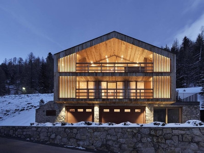 Chalet di lusso a Solda nel cuore delle Alpi dell'Ortles con area benessere privata
