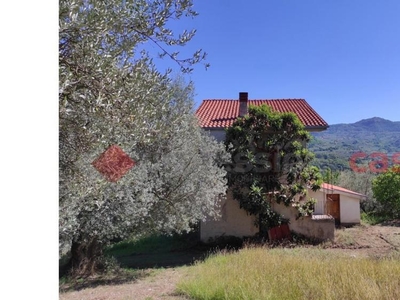 villa indipendente in vendita a Arpino