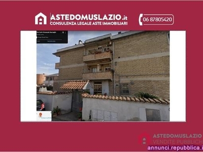 Appartamento all'asta sito in Via Carlo