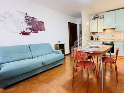Appartamento in Affitto a Toscolano-Maderno