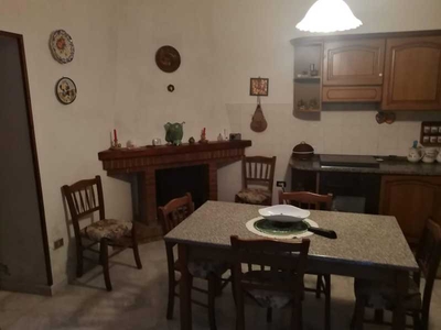 Appartamento in Vendita ad Cervinara - 40000 Euro