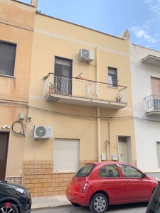 Appartamento in Vendita in Via del Salice 99 a Trapani