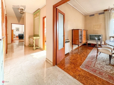 Appartamento in Vendita in Via Giacomo Chilesotti a Padova