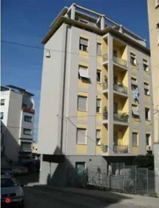 Appartamento in Vendita in Via Lamaticci a Ancona