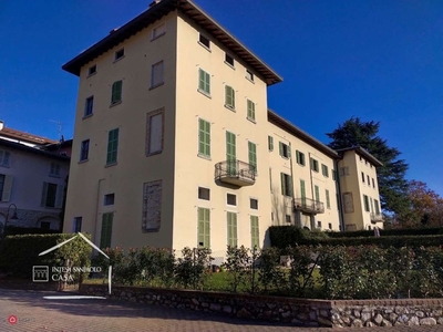 Appartamento in Vendita in Via San Giacomo 31 a Como