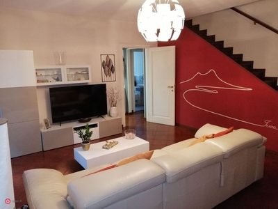 Appartamento in Vendita in Via Teresa VI Bandettini a Lucca