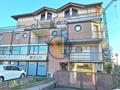 Appartamento in Vendita in Viale Borri 132 a Varese