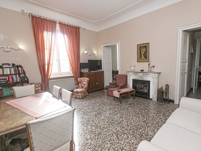 Appartamento in Via a Cesino - Genova