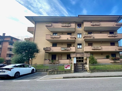 Appartamento in Via Monte Cervino, 60, Calusco d'Adda (BG)