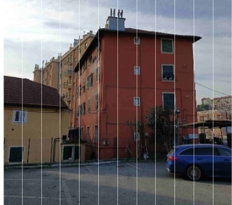 Appartamento - Quadrilocale a Pontedecimo, Genova