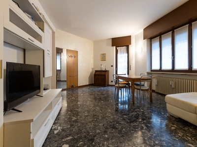 BORGO TRENTO - APPARTAMENTO CON 2 CAMERE E POSTO AUTO