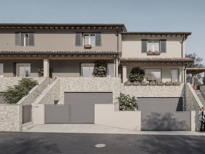 Casa Bi - Trifamiliare in Vendita a Desenzano del Garda